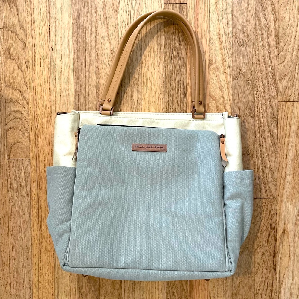 Petunia Picklebottom Diaper bag. In good used condition. Bought from Nordstrom